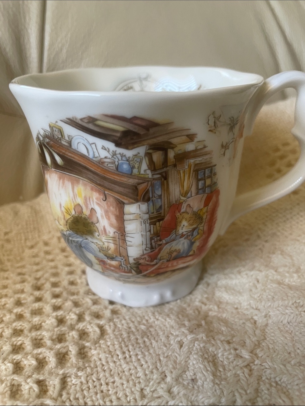 White Decorative Storybook Ceramic Teacup with Floral Illustrations